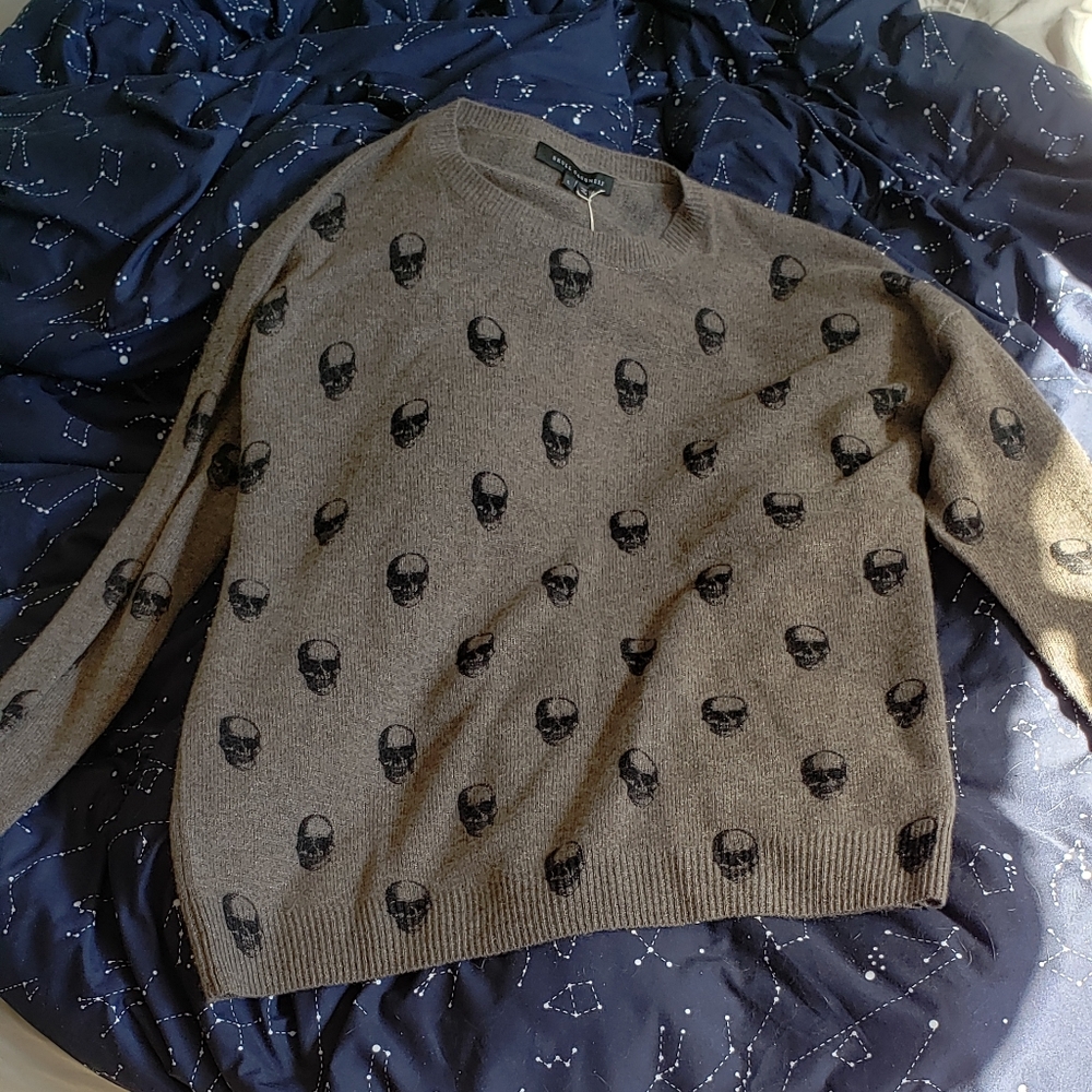 Cara Jack Skull Print Cashmere Sweater Large